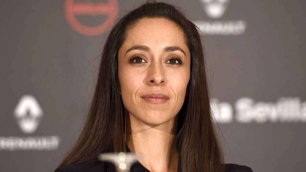 Она будет играть